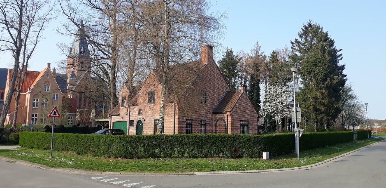 Villa De Ruiter Waasmunster Экстерьер фото
